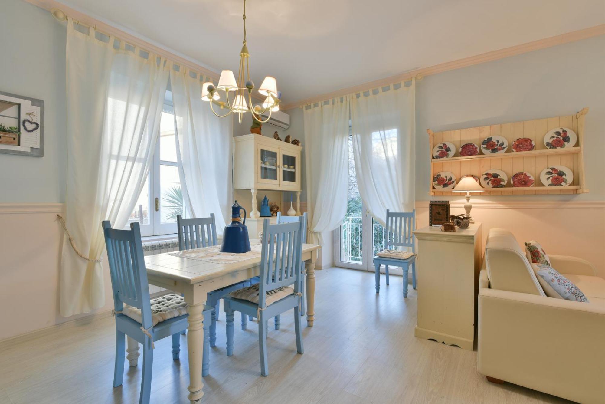 La Bouganville Holiday House 아그로폴리 외부 사진