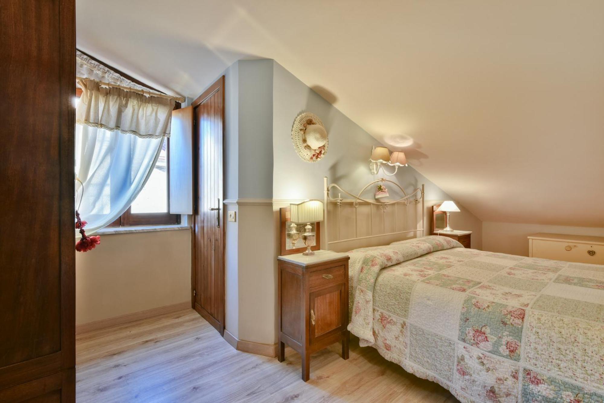 La Bouganville Holiday House 아그로폴리 외부 사진
