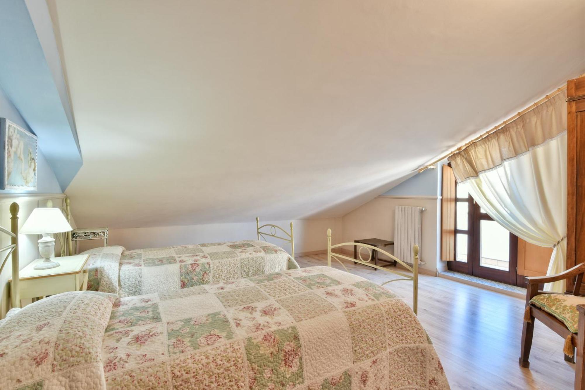 La Bouganville Holiday House 아그로폴리 외부 사진