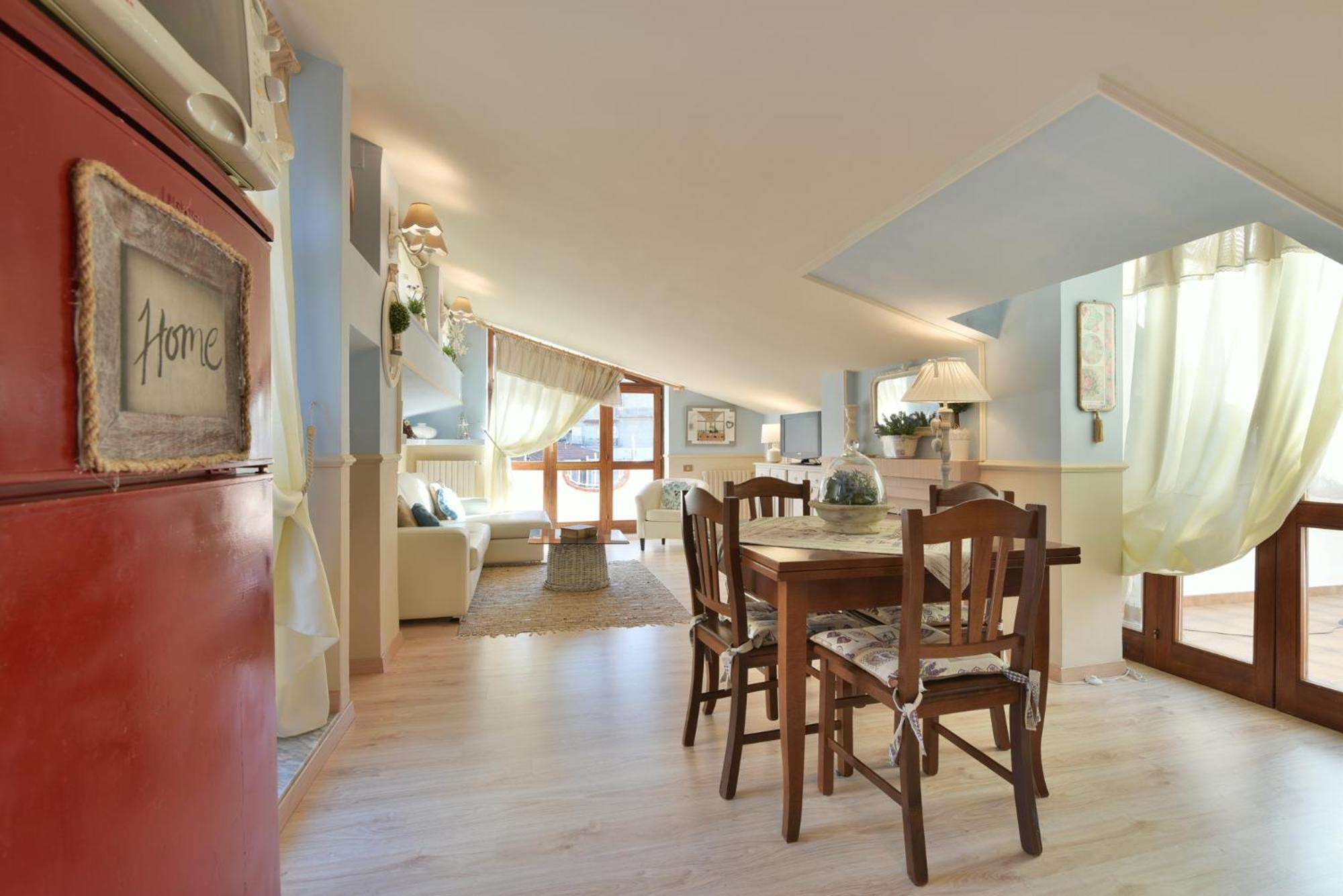 La Bouganville Holiday House 아그로폴리 외부 사진