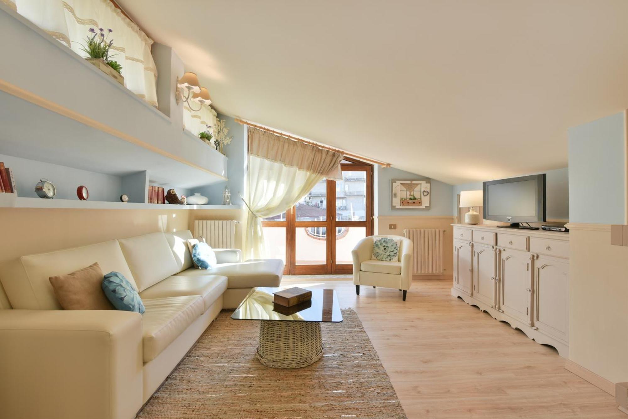 La Bouganville Holiday House 아그로폴리 외부 사진